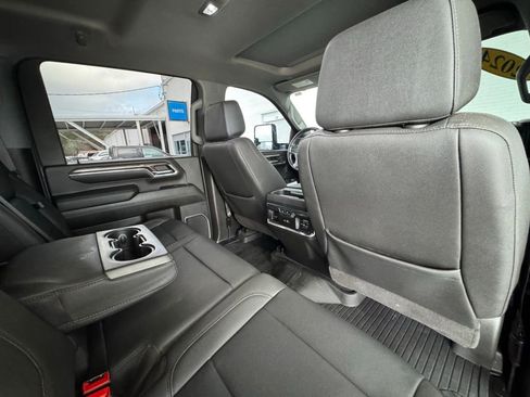 Used 2024 Chevrolet Silverado 2500 LTZ w/ LTZ Convenience Package image 26