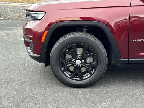 Used 2021 Jeep Grand Cherokee L Limited image 31