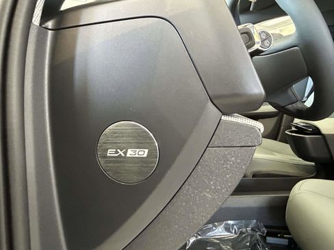 New 2026 Volvo EX30 Cross Country Ultra w/ Protection Package Premier AWD/4WD image 22