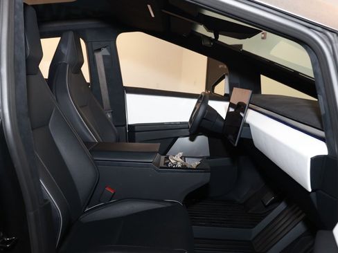 Used 2024 Tesla Cybertruck Cyberbeast image 15