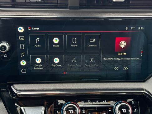 Used 2022 GMC Sierra 1500 AT4 w/ AT4 Premium Package AWD/4WD image 15