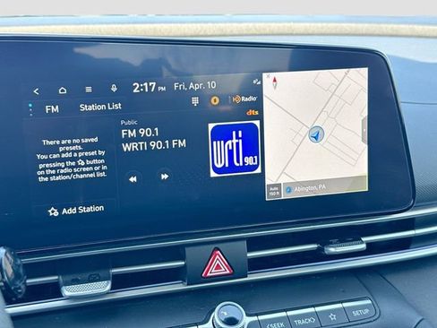 Used 2024 Hyundai Elantra SEL image 15