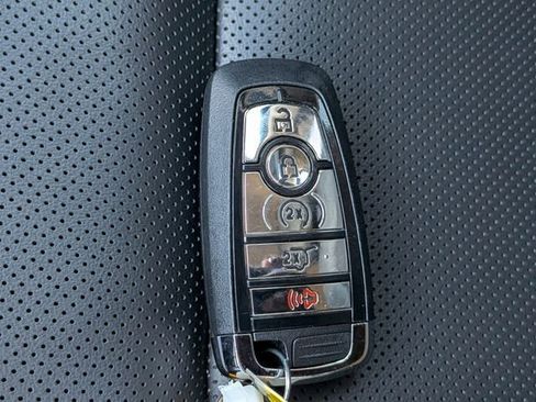 Certified 2024 Lincoln Corsair FWD w/ Equipment Group 101A image 31