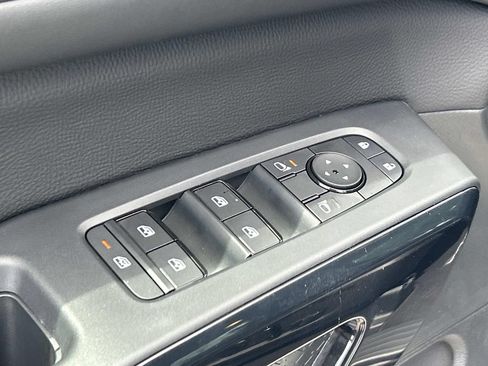 New 2026 Nissan Pathfinder SV FWD image 19