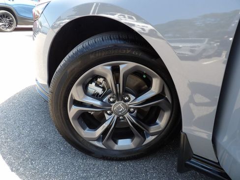 Used 2025 Honda Accord EX-L image 30