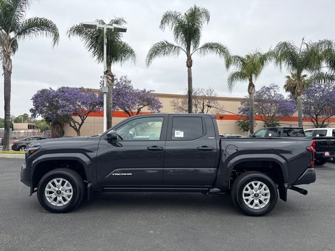 New 2026 Toyota Tacoma 4x4 Double Cab image 4