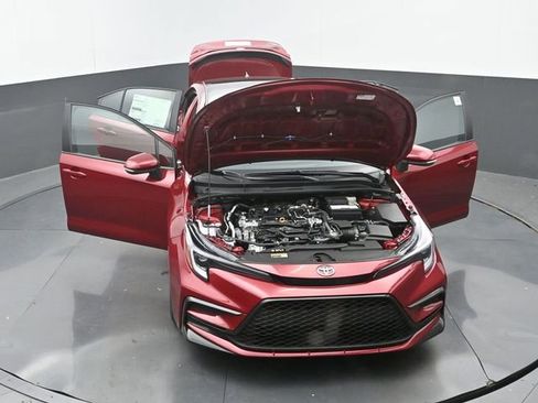 New 2026 Toyota Corolla SE w/ SE Package FWD image 32