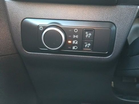 Used 2025 Ford Escape ST-Line image 11