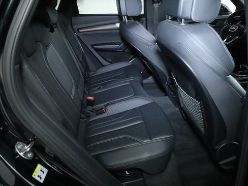 Used 2023 Audi Q5 2.0T Premium w/ Convenience Package AWD/4WD image 33