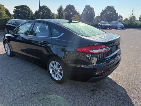 Used 2019 Ford Fusion SE FWD image 7