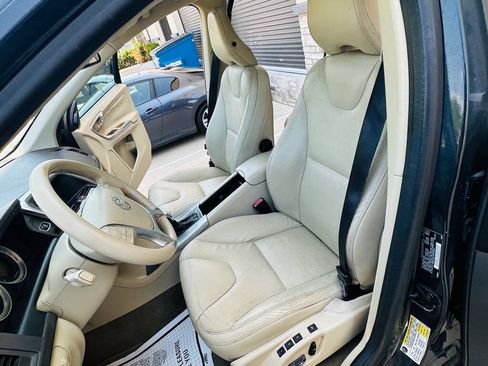 Used 2013 Volvo XC60 T6 AWD/4WD image 14