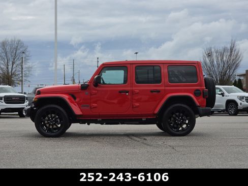 Used 2025 Jeep Wrangler Sahara w/ Safety Group image 3