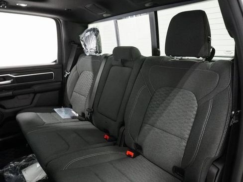 New 2026 RAM 1500 4x4 Crew Cab image 27