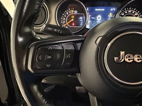 Used 2021 Jeep Wrangler Unlimited Sport AWD/4WD image 33