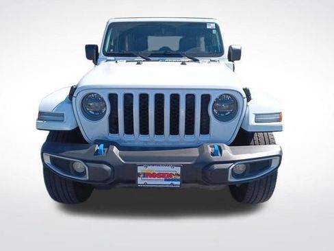 Used 2023 Jeep Wrangler Unlimited Sahara w/ Cold Weather Group image 8