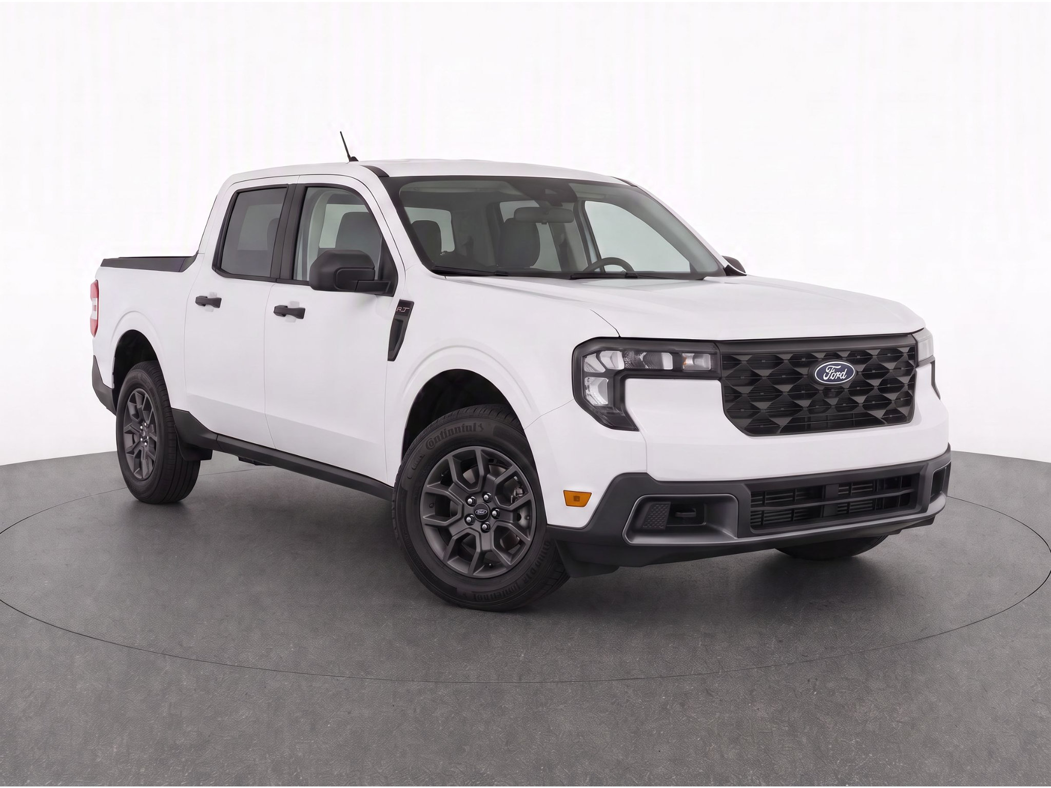 Used 2026 Ford Maverick XLT AWD/4WD image 2