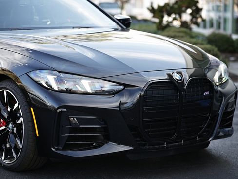 New 2026 BMW M440i M440i w/ Premium Package image 2