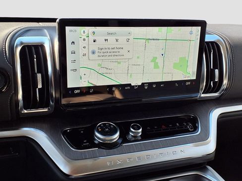 New 2026 Ford Expedition Max Platinum AWD/4WD image 12