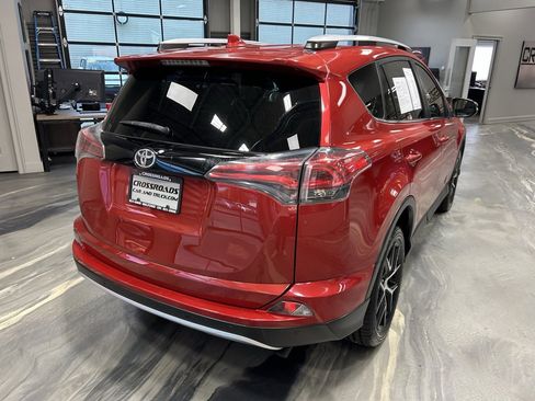 Used 2016 Toyota RAV4 SE image 31