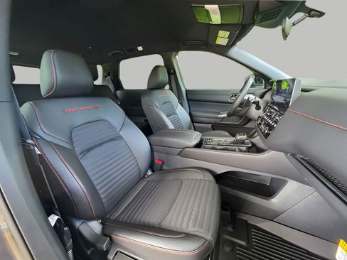 New 2026 Nissan Pathfinder Rock Creek AWD/4WD image 13
