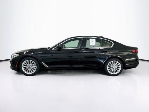 Used 2023 BMW 530i xDrive w/ Convenience Package AWD/4WD image 4