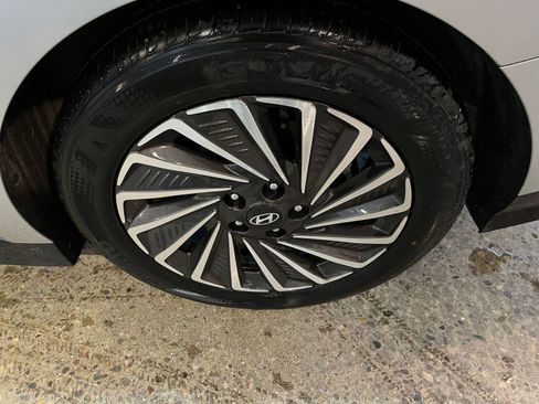 Used 2025 Hyundai Sonata SEL FWD image 30