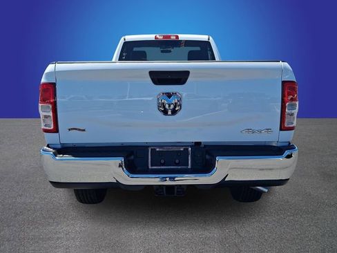 Used 2024 RAM 2500 Tradesman w/ Chrome Appearance Group AWD/4WD image 5