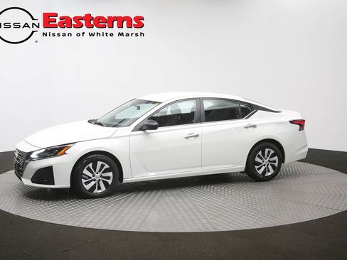 Used 2024 Nissan Altima 2.5 S FWD image 56