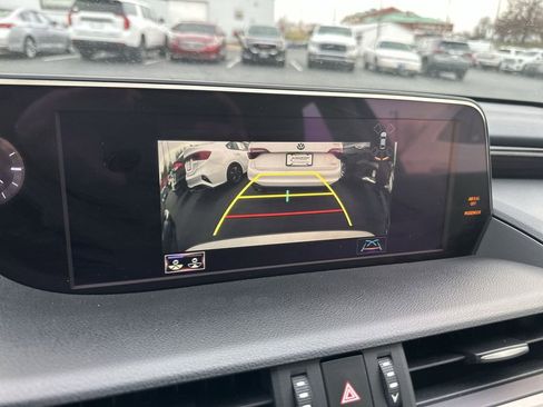 Used 2019 Lexus ES 350 w/ Premium Package image 17