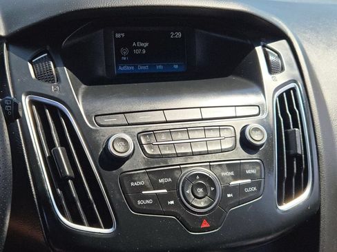 Used 2018 Ford Focus ST FWD image 8