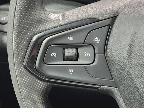 Used 2024 Chevrolet Trax LS w/ LS Convenience Package FWD image 26