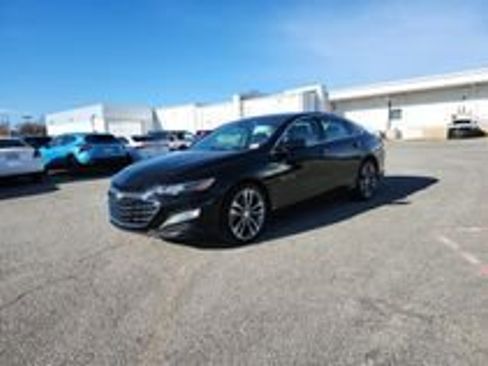 Certified 2025 Chevrolet Malibu LT image 24