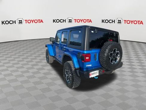 Used 2022 Jeep Wrangler Unlimited Rubicon 4xe w/ Cold Weather Group image 18