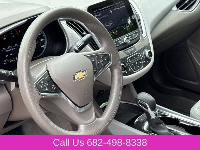 Used 2025 Chevrolet Malibu LT FWD image 17
