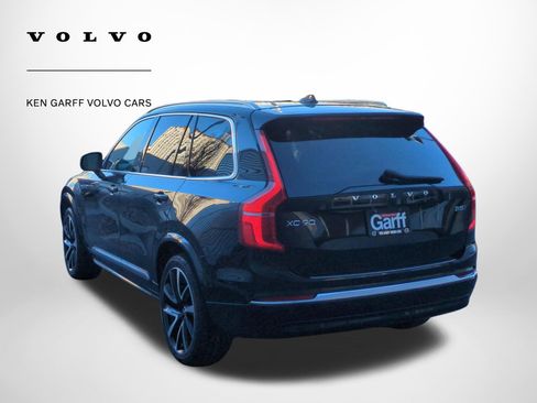 Used 2023 Volvo XC90 B5 Plus w/ Protection Package Premier image 5