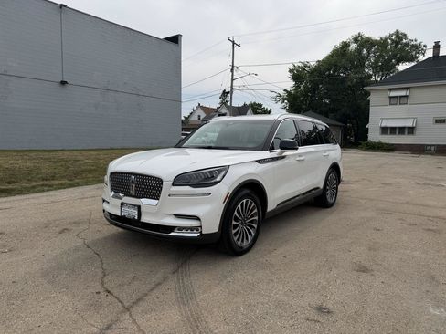 Used 2020 Lincoln Aviator Reserve w/ Equipment Group 201A AWD/4WD image 3
