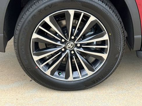 New 2026 Toyota Grand Highlander AWD Hybrid image 9