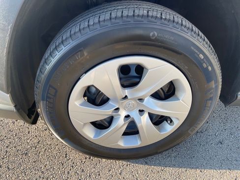 Used 2024 Toyota RAV4 LE image 6