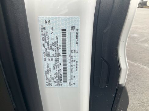 New 2026 Ford Transit 250 148 Medium Roof RWD image 16