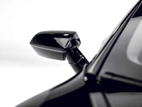 Used 2021 Lamborghini Huracan EVO RWD image 12