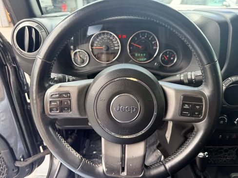 Used 2017 Jeep Wrangler Unlimited Sport AWD/4WD image 17