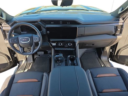 New 2026 GMC Sierra 1500 AT4 w/ AT4 Premium Package image 9
