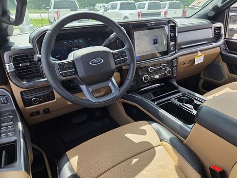 New 2026 Ford F250 Lariat w/ Chrome Package AWD/4WD image 8