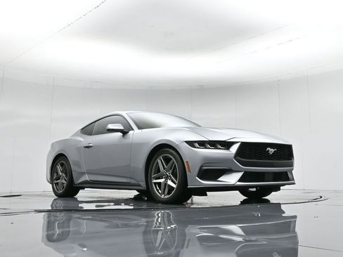 Used 2024 Ford Mustang Premium image 48