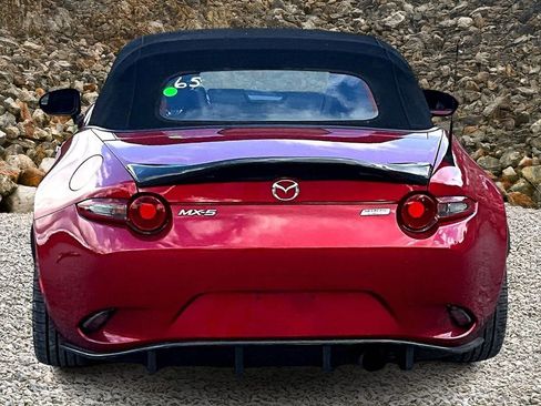 Used 2016 MAZDA MX-5 Miata Sport image 4
