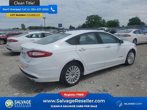 Used 2013 Ford Fusion SE FWD image 4
