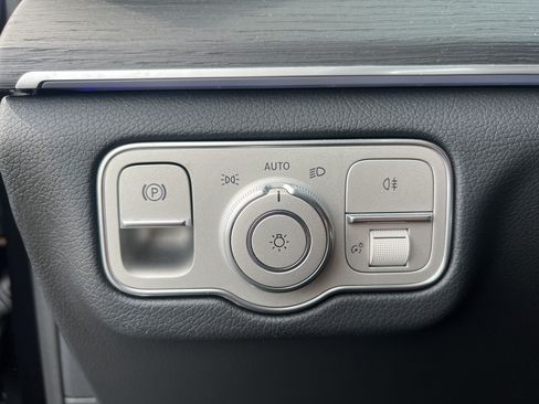 Certified 2026 Mercedes-Benz GLE 350 4MATIC image 17
