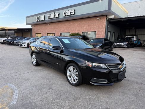 Used 2017 Chevrolet Impala LT FWD image 3