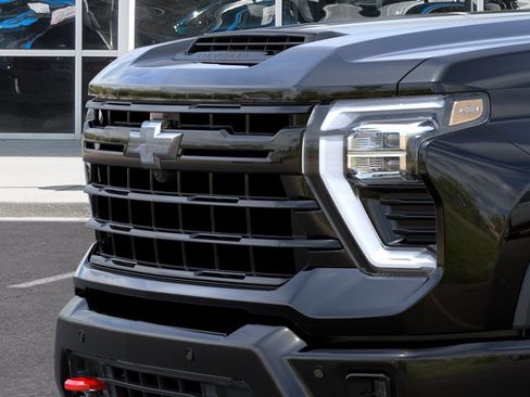 New 2026 Chevrolet Silverado 2500 LTZ w/ LTZ Plus Package AWD/4WD image 15