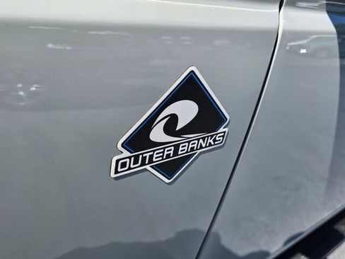 Used 2024 Ford Bronco Outer Banks image 18